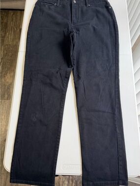 Women’s Gloria Vanderbilt Amanda black jeans size 12 T0111